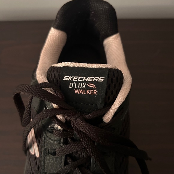 Sketchers D-Lux Walker Size 8 womens - Picture 6 of 7